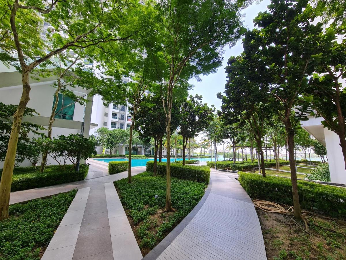 Sweet Homes At Cybersquare Cyberjaya Exterior foto